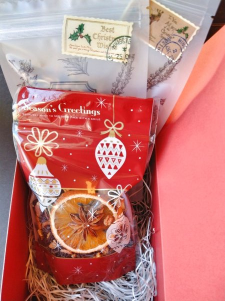 クリスマスティーとハーブティーのセット